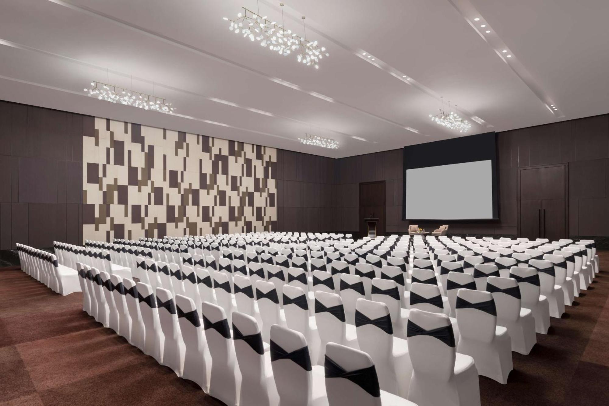 Hilton Garden Inn Bengaluru Embassy Manyata Business Park Dış mekan fotoğraf